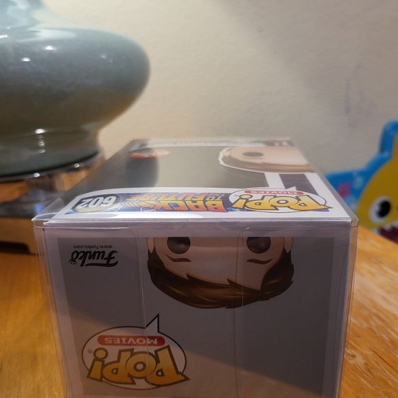 Back to the Future Marty McFly 2018 Canadian Convention Exclusive Funko Pop - Picture 5 of 11
